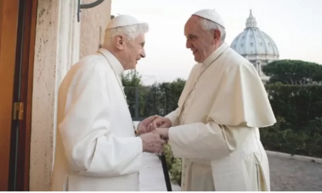 Papa Francesco svela retroscena del suo pontificato nel nuovo libro-intervista