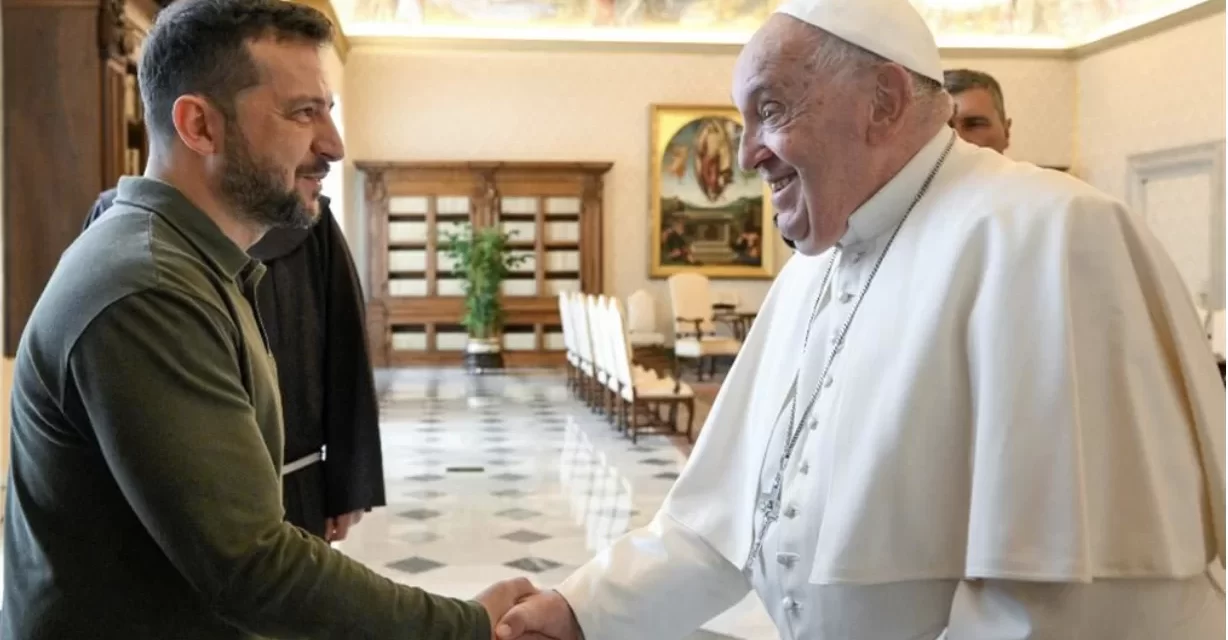 Zelensky a Roma incontra il Papa e la Premier