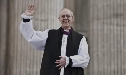 Si dimette la massima autorità degli anglicani per copertura di abusi
