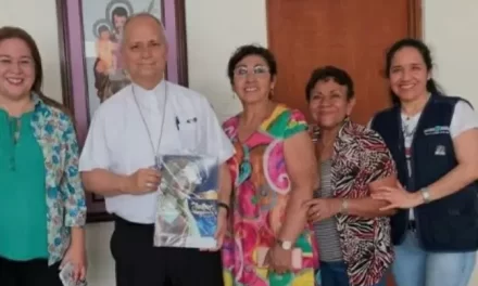 Le lacrime e il riscatto. Così Leone XIV si fece prossimo alle vittime della tratta