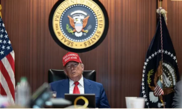 L’America entra in guerra: gli attacchi di Trump all’Iran e il rischio di un Medio Oriente fuori controllo