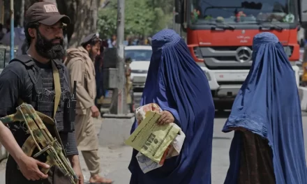 Afghanistan: quattro anni di Emirato, tra parate, isolamento e un popolo sempre più stremato