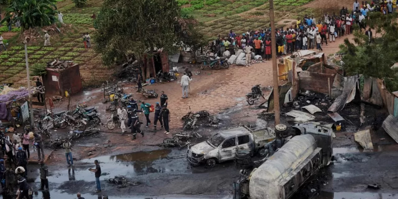 Mali sotto assedio: il carburante come nuova arma dei jihadisti