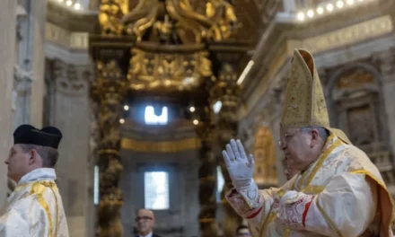 Nostalgia e comunione. Perché la Chiesa non può tornare indietro nella liturgia