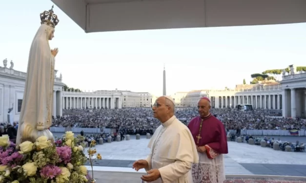 La fedeltà che salva. L’omelia di Leone XIV e la continuità mariana con Francesco