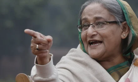 Il Bangladesh condanna a morte il primo ministro Hacina