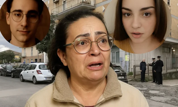 Un giovane uccide la sorella a coltellate e mostra il cadavere in videochiamata alla mamma