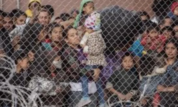 Il Natale degli immigrati deportati: quando il Vangelo per Trump è slogan elettorale
