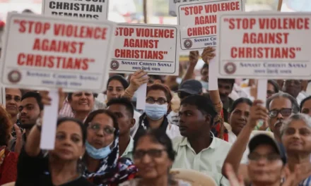 Quando l’India scopre un nuovo nemico interno