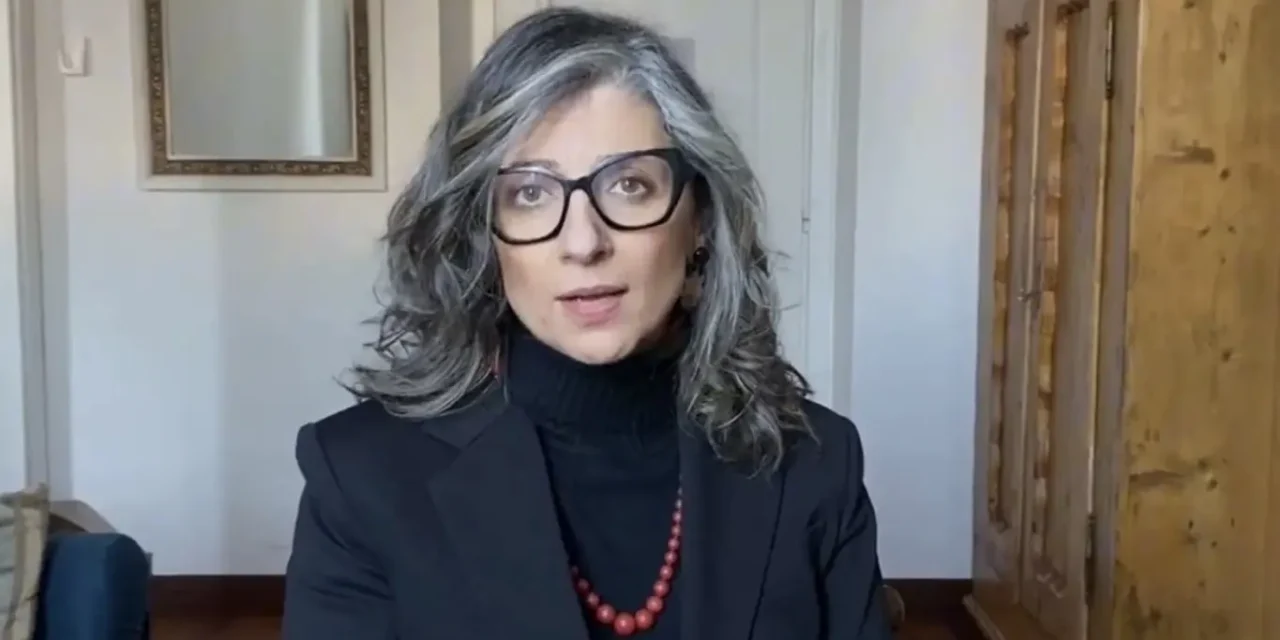 Il bersaglio è la relatrice, non la realtà