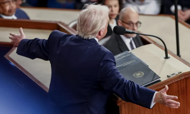 Il caos come metodo verbale di Trump