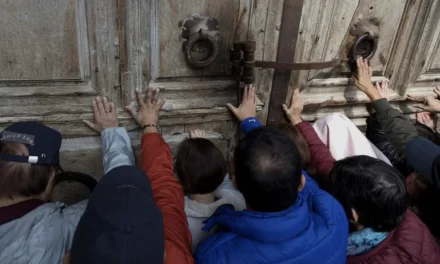 La porta riaperta