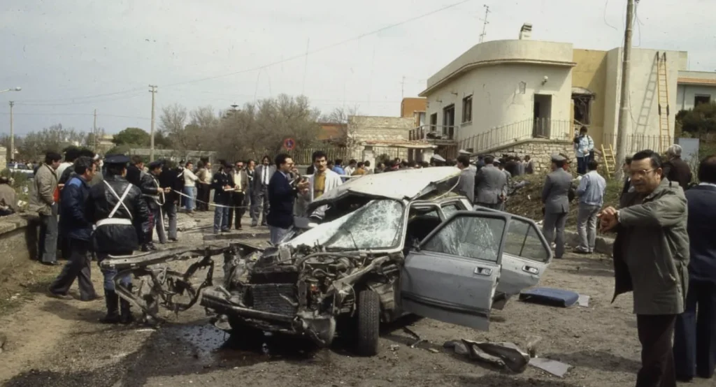 Pizzolungo, l’innocenza fatta a pezzi 2 auto delle vittime di pizolungo