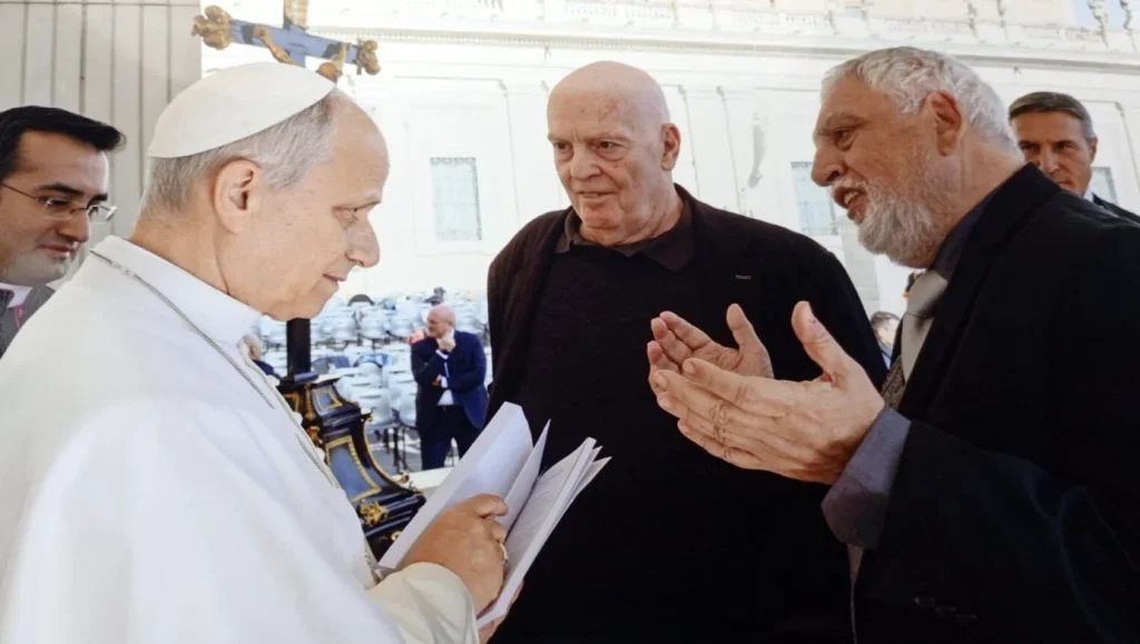 Quello che non ho… 1 leone xiv con vasapollo izzo
