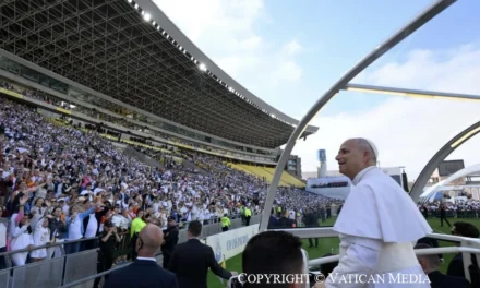 Il Cuore di Cristo nelle Canarie, dove l’Atlantico restituisce i poveri alla coscienza dell’Europa