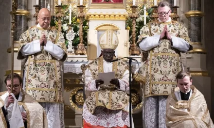 Sarah e il «paganesimo nella Chiesa»: una tesi che contraddice il «non praevalebunt»