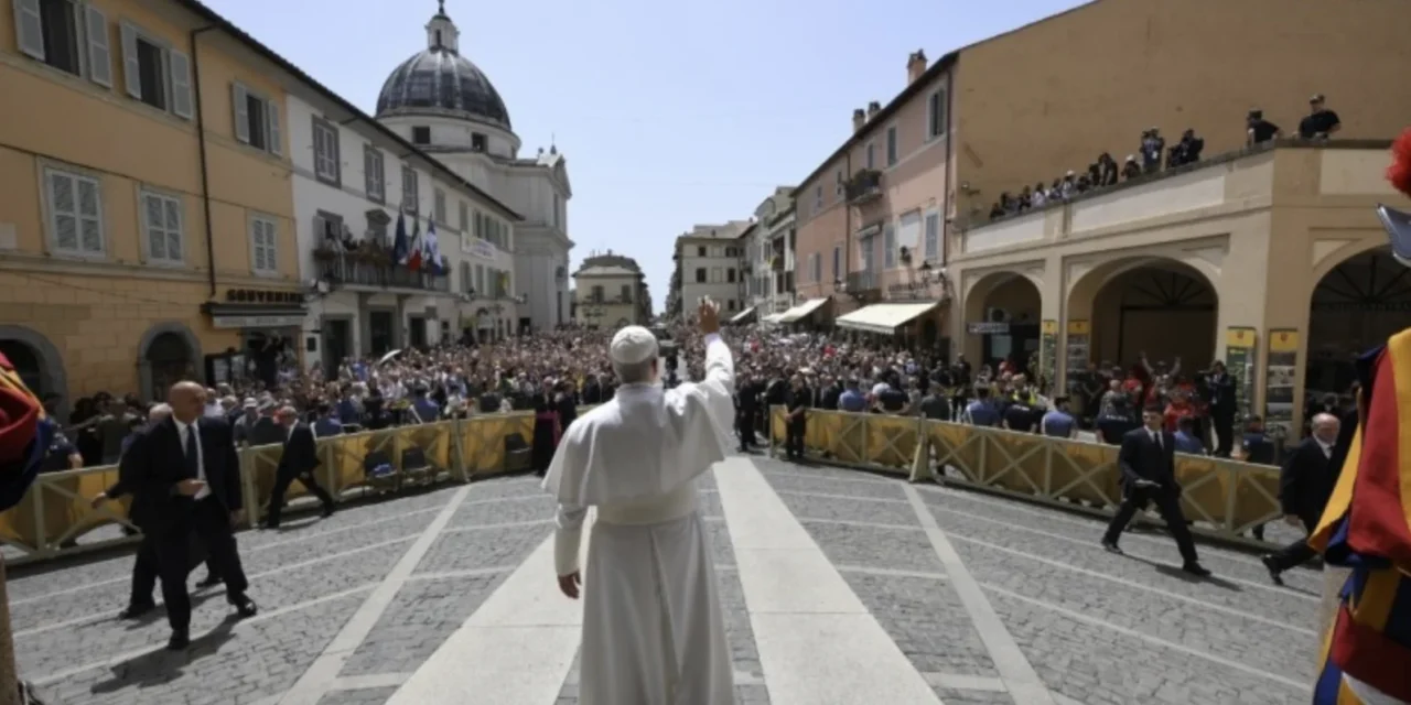 Essere cristiani non è imporre idee: Leone XIV indica la via del Vangelo