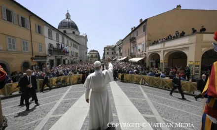 Essere cristiani non è imporre idee: Leone XIV indica la via del Vangelo