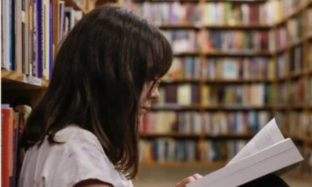 Prendi e leggi: perché un cattolicesimo senza libri diventa più povero