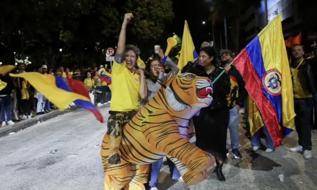 La Colombia spaccata e il Tigre che chiama i militari