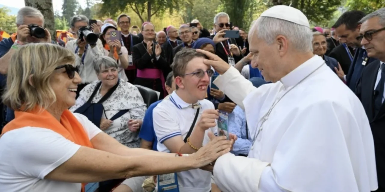 Leone XIV ai malati di Lourdes: «Ciò che è legale non è necessariamente morale». No alla morte programmata