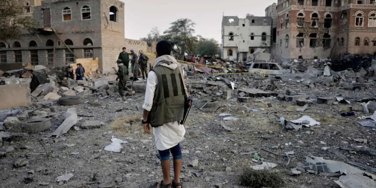 Sana’a sotto le bombe, gli Houthi sfidano Riad: lo Yemen torna nella guerra aperta