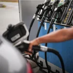 Gasolio, salta lo sconto sulle accise: l’ennesima beffa per chi deve fare il pieno
