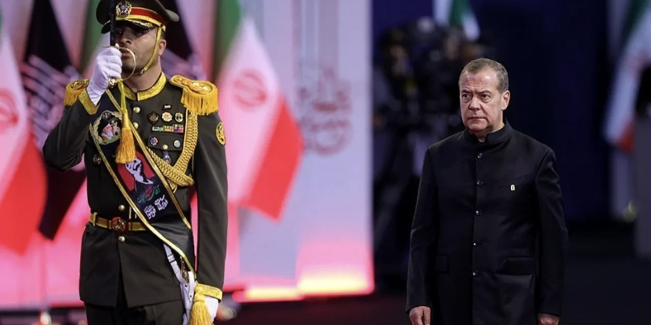 Medvedev e la pace sotto minaccia: il dialogo comincia dove finisce l’ultimatum
