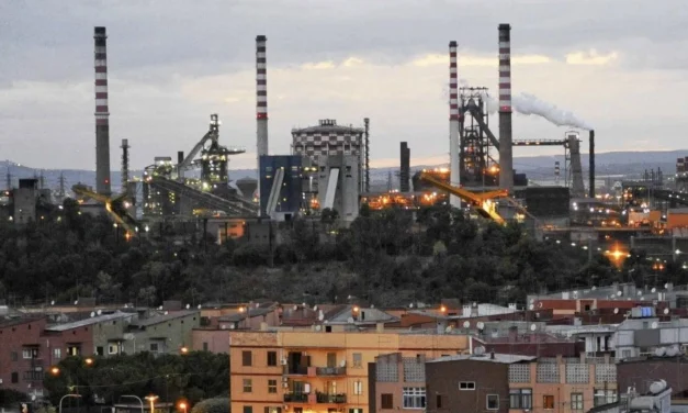 Ex Ilva Taranto, la Cassazione ferma gli altiforni: il fallimento della politica tra salute e lavoro