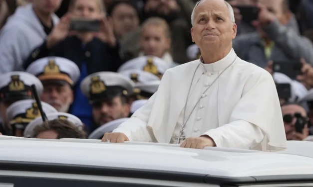 Leone XIV vota per le elezioni di midterm degli USA