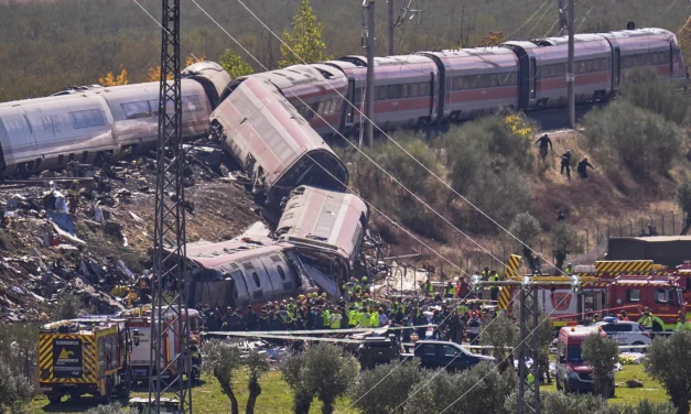 Incidente ferroviario a Urda, almeno 68 morti: la Spagna chiede verità e sicurezza