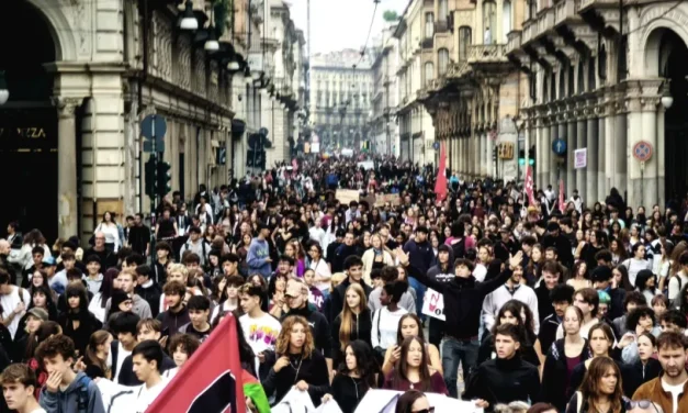 L’Italia che si ferma chiede dove andare