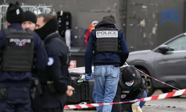 Trappes, quando il razzismo prende la mira
