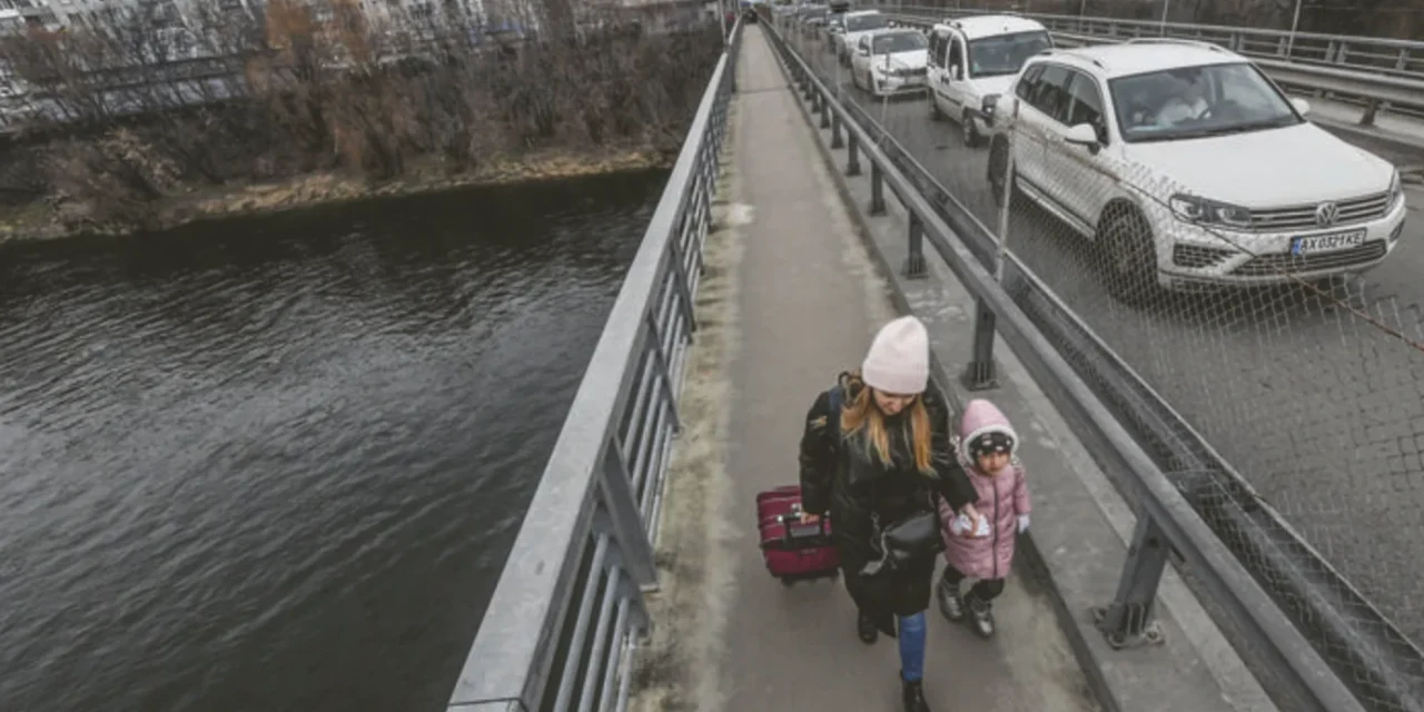 Ucraina, i ponti sotto attacco e gli affari del petrolio: dove porta l’escalation
